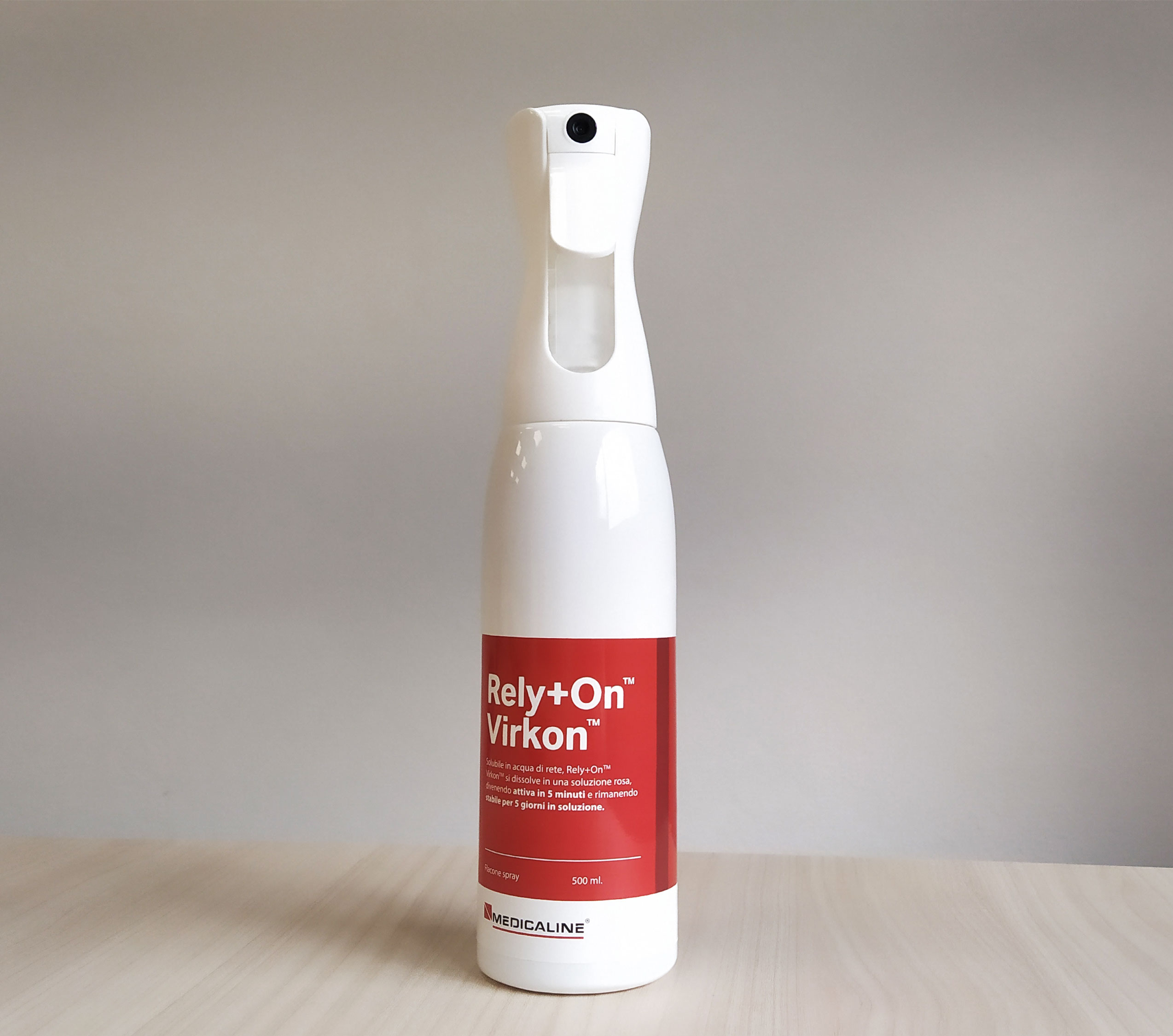 Bottiglia spray Funzione di nebulizzazione e nebulizzazione a spruzzo fine riempibile 1 x 500ml Spruzzatore vuoto Flacone Spray Testa spray lucida 